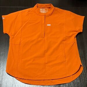 Figs Montex Scrub Top in Dirty Chai